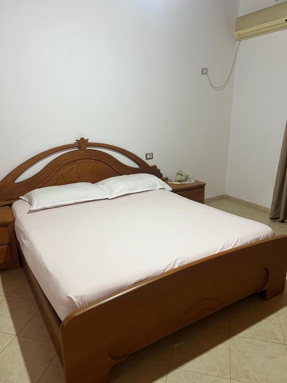 Hotel Nori House Vlorë Esterno foto